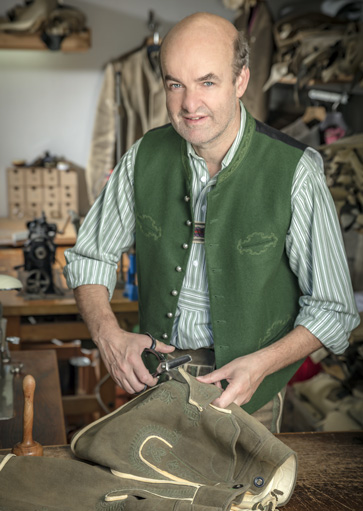 Lederhosenmacher Andreas Paschinger Säcklermeister Andreas Paschinger